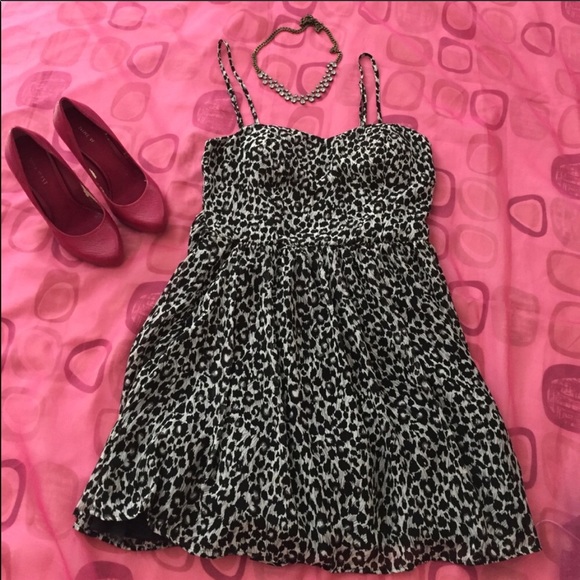 Forever 21 Skater & Tulle Dress Bundle - Picture 4 of 6